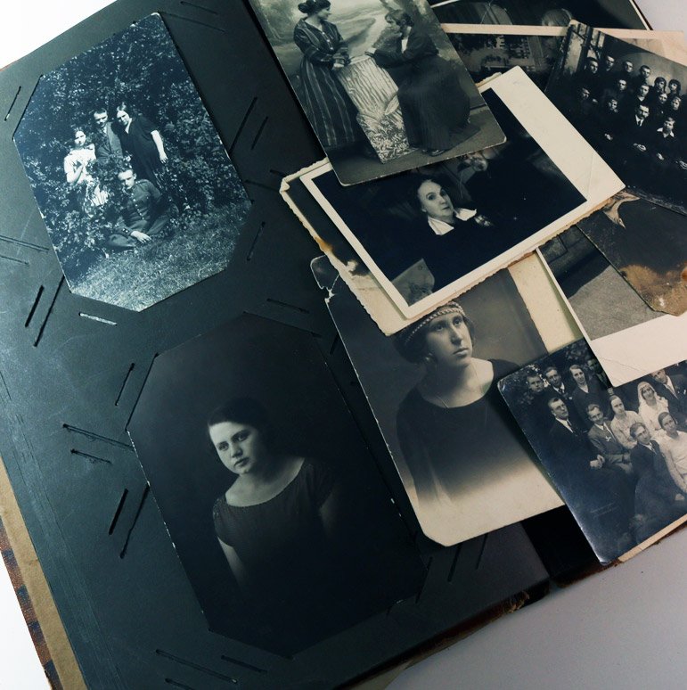 Skaitmenizavimas, fotoX.lt - Dokumentų, nuotraukų, apdovanojimų, paveikslų, piešinių.